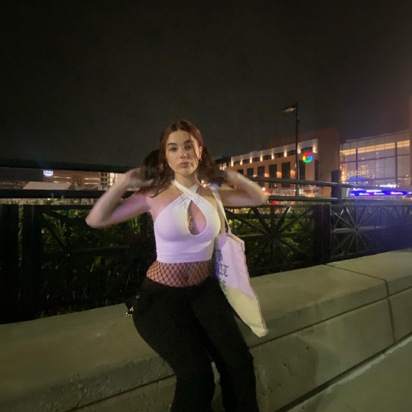 Meet your Posher, Sophia - Picture 1 of 1